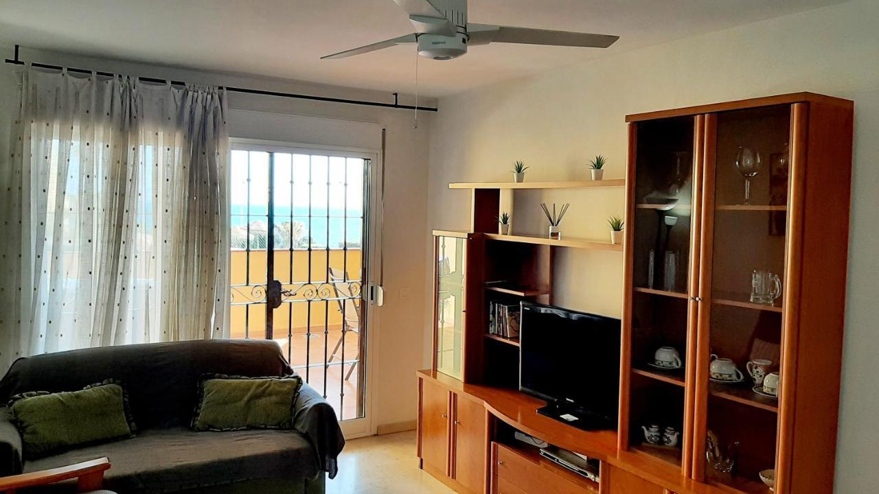 Apartamento De 2 Dormitorios, Gran Terraza, Vistas Al Mar Cerca Playa Carvajal 베날마데나코스타 외부 사진