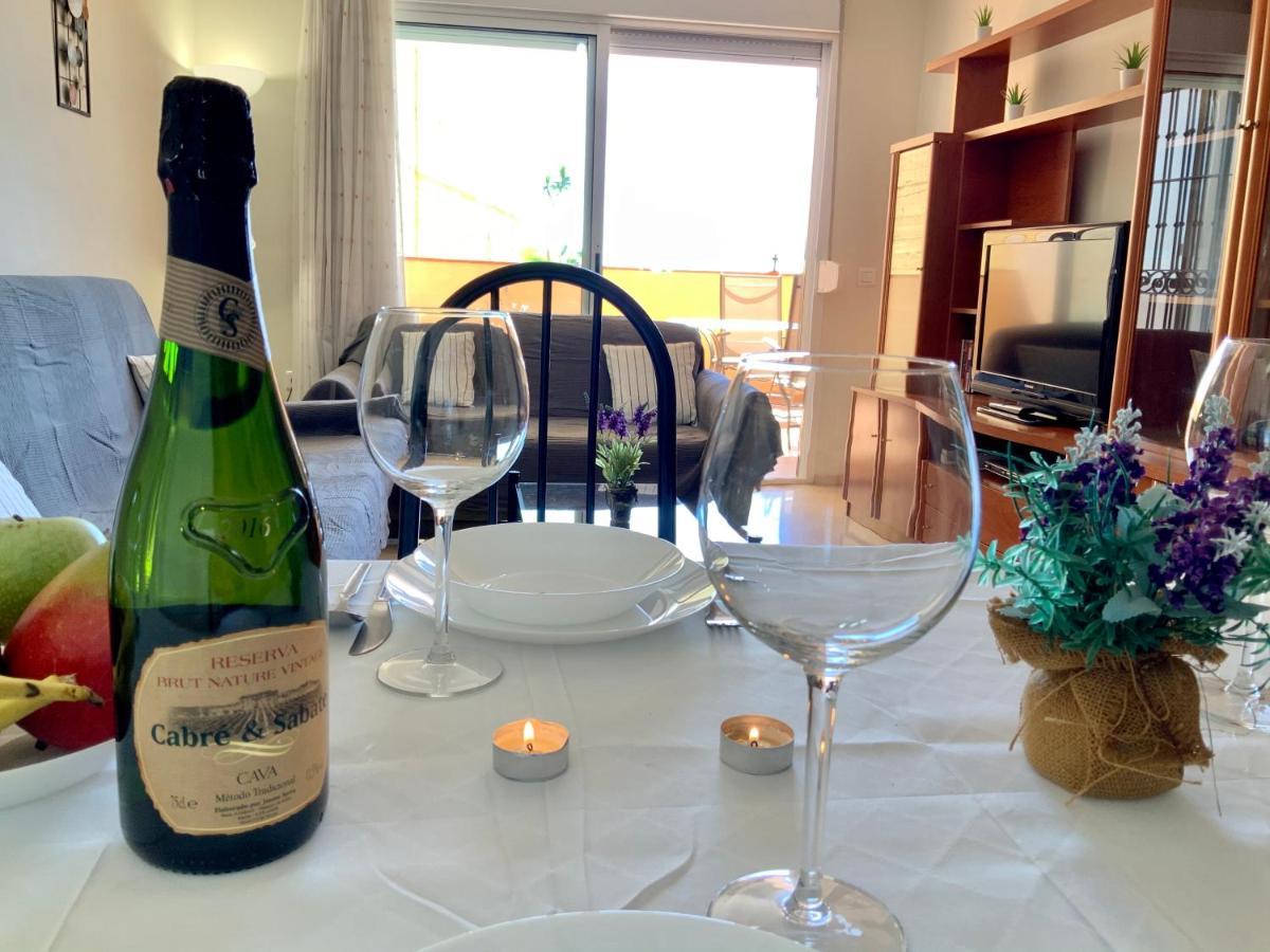 Apartamento De 2 Dormitorios, Gran Terraza, Vistas Al Mar Cerca Playa Carvajal 베날마데나코스타 외부 사진