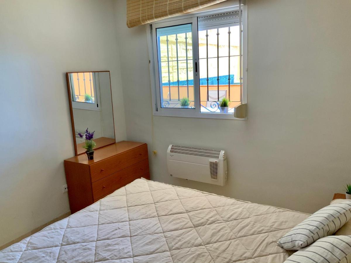 Apartamento De 2 Dormitorios, Gran Terraza, Vistas Al Mar Cerca Playa Carvajal 베날마데나코스타 외부 사진