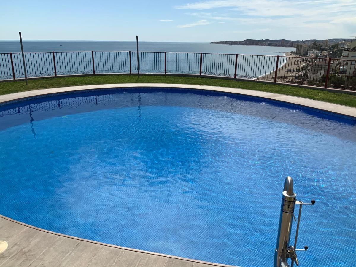 Apartamento De 2 Dormitorios, Gran Terraza, Vistas Al Mar Cerca Playa Carvajal 베날마데나코스타 외부 사진