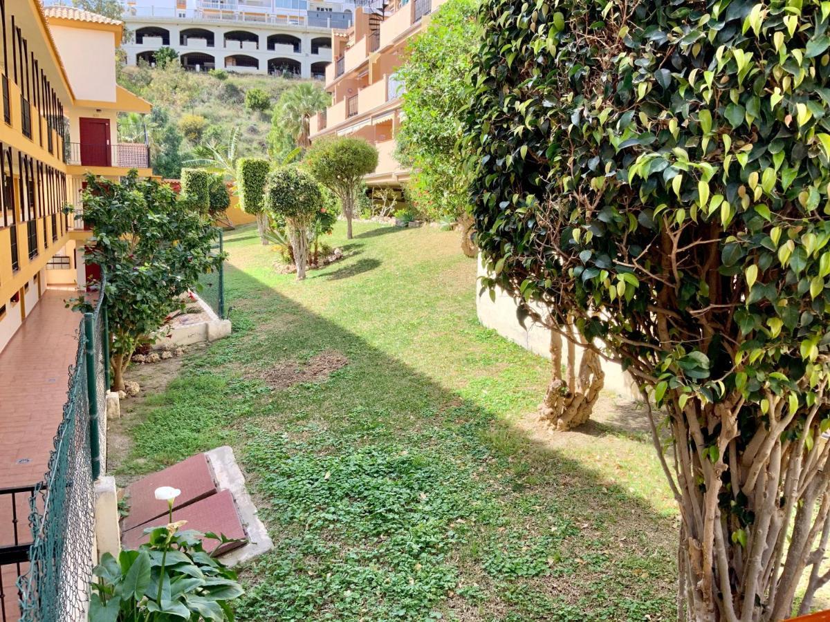 Apartamento De 2 Dormitorios, Gran Terraza, Vistas Al Mar Cerca Playa Carvajal 베날마데나코스타 외부 사진